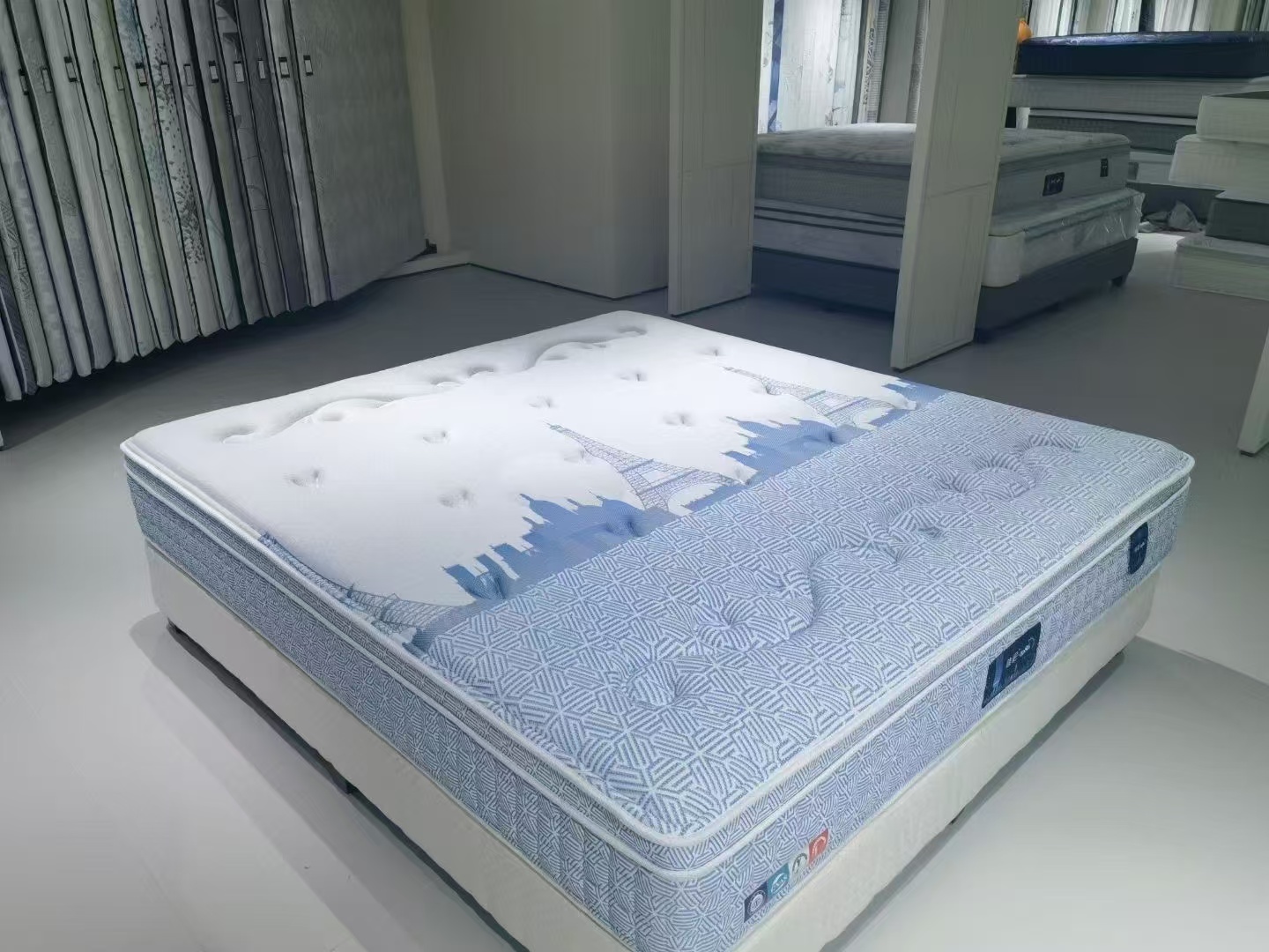 A Comprehensive Guide to the Pros and Cons of Different Types of Mattresses